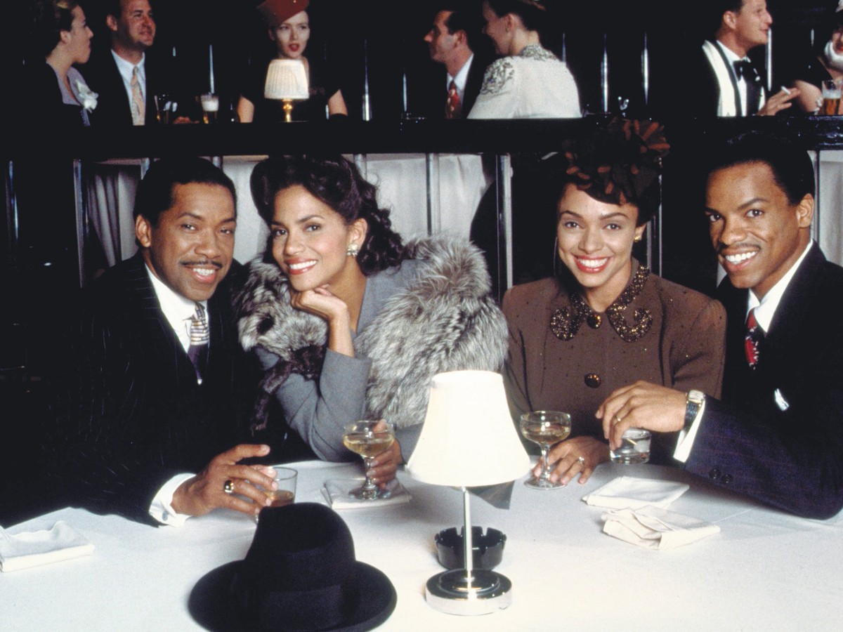 Also have to give credit and make mention of Halle Barry in INTRODUCING DOROTHY DANDRIDGE (1999), which (as I feel about THE JOSEPHINE BAKER STORY (1991)) does almost a better job than theatrical release biopics we get of Hollywood stars/Entertainers. #IslandInTheSun #TCMParty