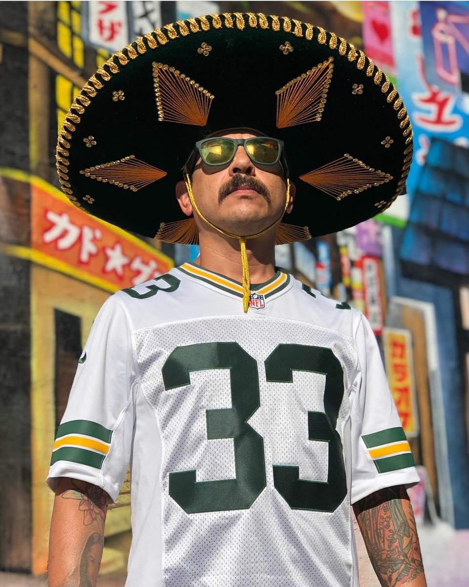 #SenorCheesehead hashtag on Twitter