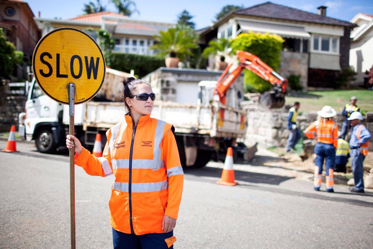 RedsquareT's tweet image. RedSquare Traffic - Equipment Hire and Labour Hire #trafficsigns #trafficcontrollers