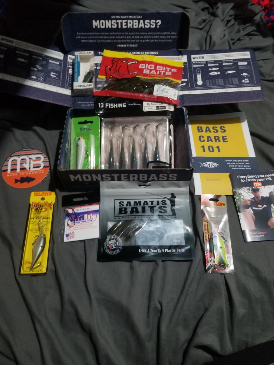 KennyKnuckles's tweet photo. Always a good day when #thebetterbox from @monsterbassco arrives. Click my bio and click on the linktree link and get started on your box today if you havent already. @anglrlabs @angler_tungsten @myyolotek @bankrobberzfishin @bustedwhitetail #topwaterblowups #anglrbullseye https://t.co/jJz4XN4I3i