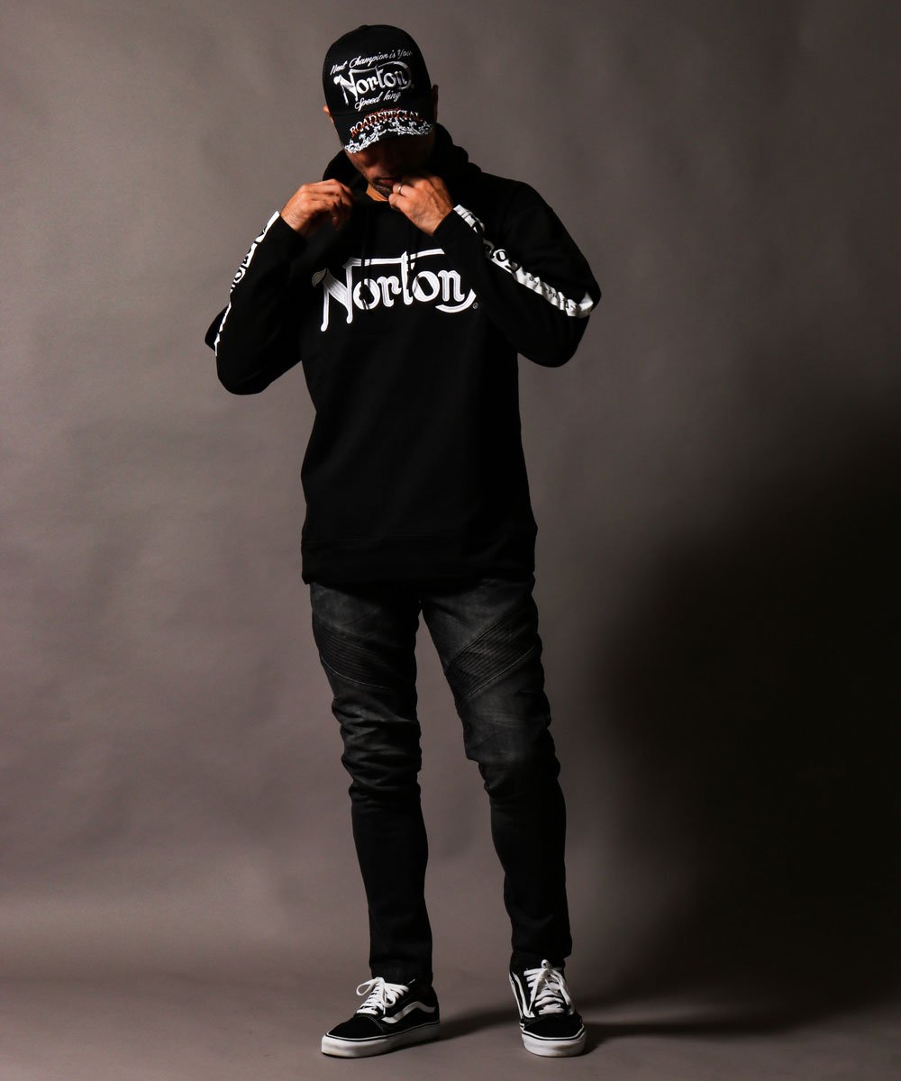 Twitter 上的 Peet Online Store Norton Autumn Items Nortonの今季テーマは Street New Dandyism フェイクレイヤードやドロップショルダーといった 歴史あるnortonブランドに新たなデザインを取り入れた秋アイテムが登場しました T Co Ktfil52d98