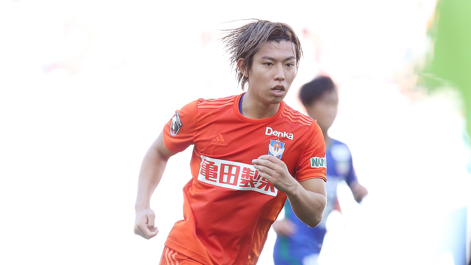 渡邉 新太 リリースがあった通り第五中足骨骨折で全治3ヶ月です 手術も無事に終わっています 下を向いてる暇はありません 復帰に向けてリハビリ頑張ります これまた人生 Twitter