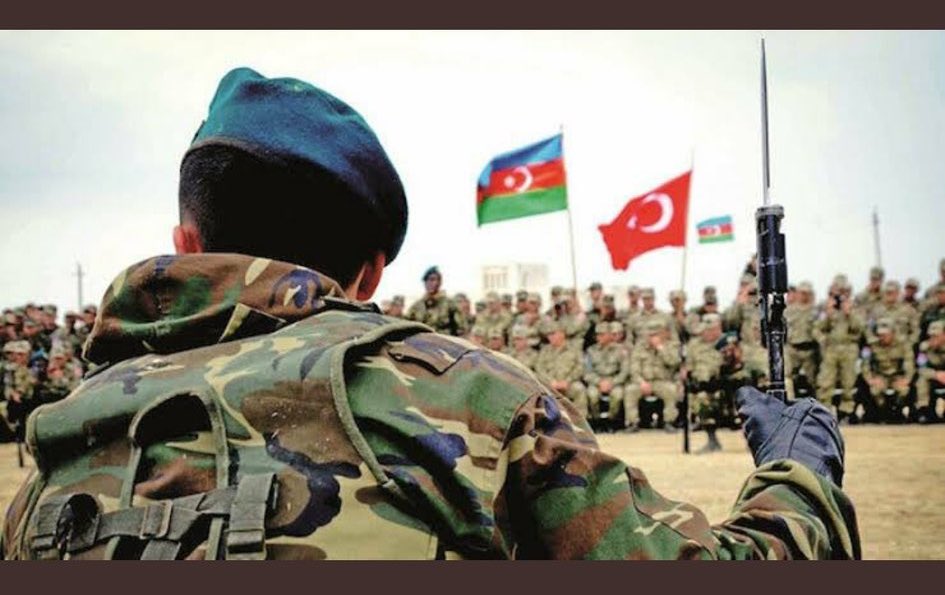 seda_sadik_'s tweet photo. Türk'ün şanlı bayrağını
Turan ile asacağız
Azerbaycan bayrağını
Qarabağ'da asacağız 🇹🇷🇦🇿
#AzarbaycanYalnızDeğildir https://t.co/OOuFiMK8MH