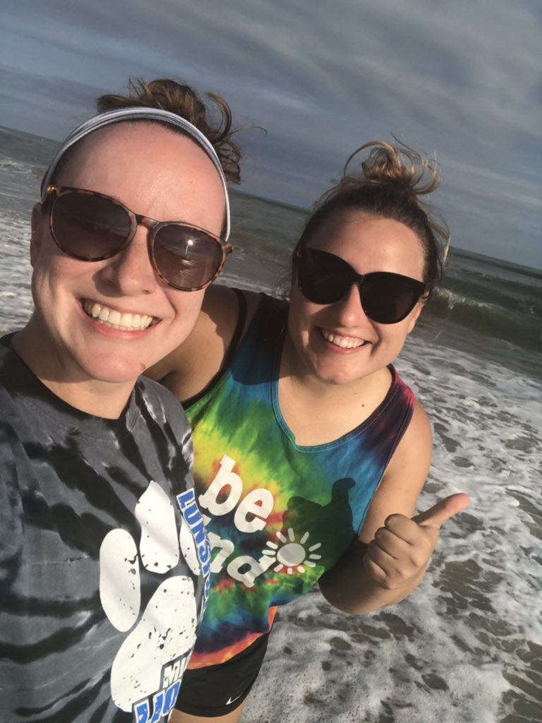 Completed the <a href="/JML_MS_Official/">JM Lunsford MS</a> virtual 5K on the beach today with @MissWarnerDIS ☀️