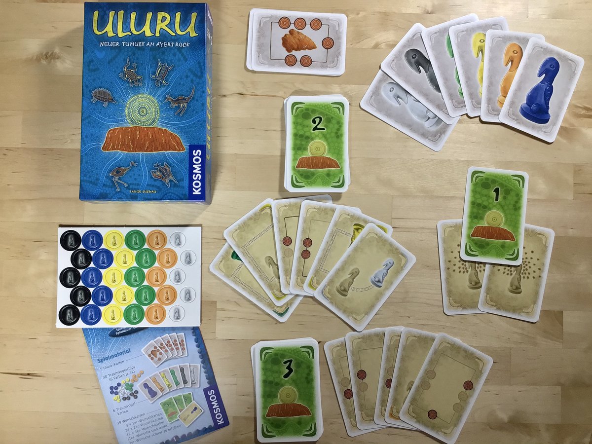 In Uluru, players must dreambird puzzles individually and simultaneously, then review their results together. Each unfulfilled wish results in a penalty point. The winner is the player who in the end has received the fewest penalty points. @ThamesAndKosmos