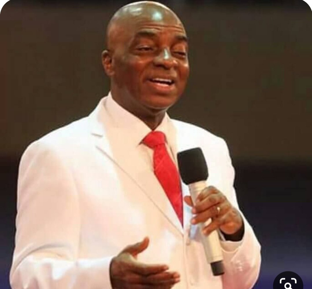 HAPPY BIRTHDAY TO ONE OF GOD\S GENERALS.
PAPA BISHOP DAVID OYEDEPO. 