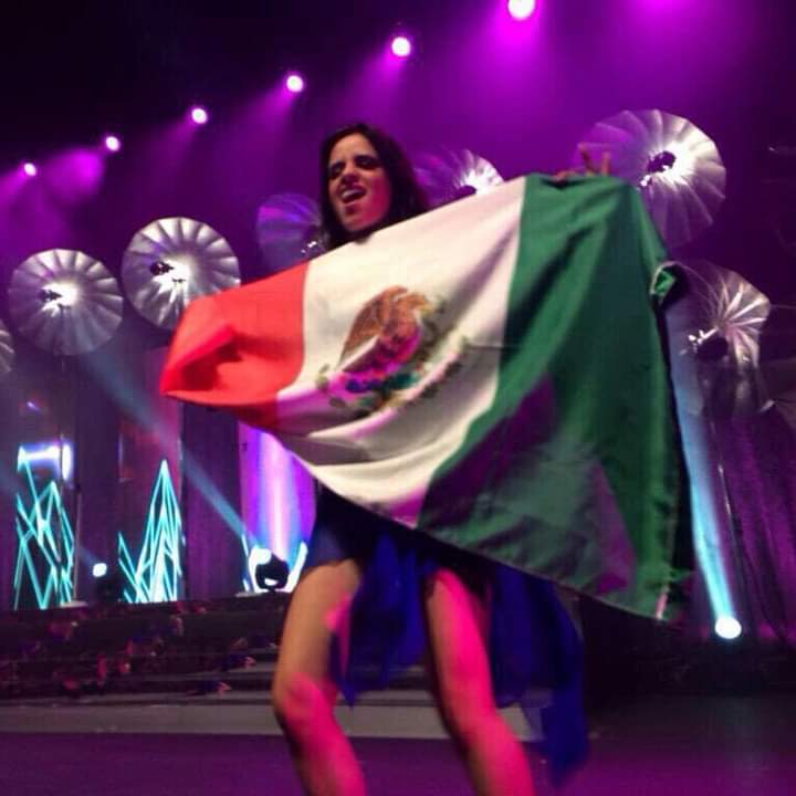 BrienMell's tweet photo. Viva México!!
#VivaMexico https://t.co/TqP2I3YW6c