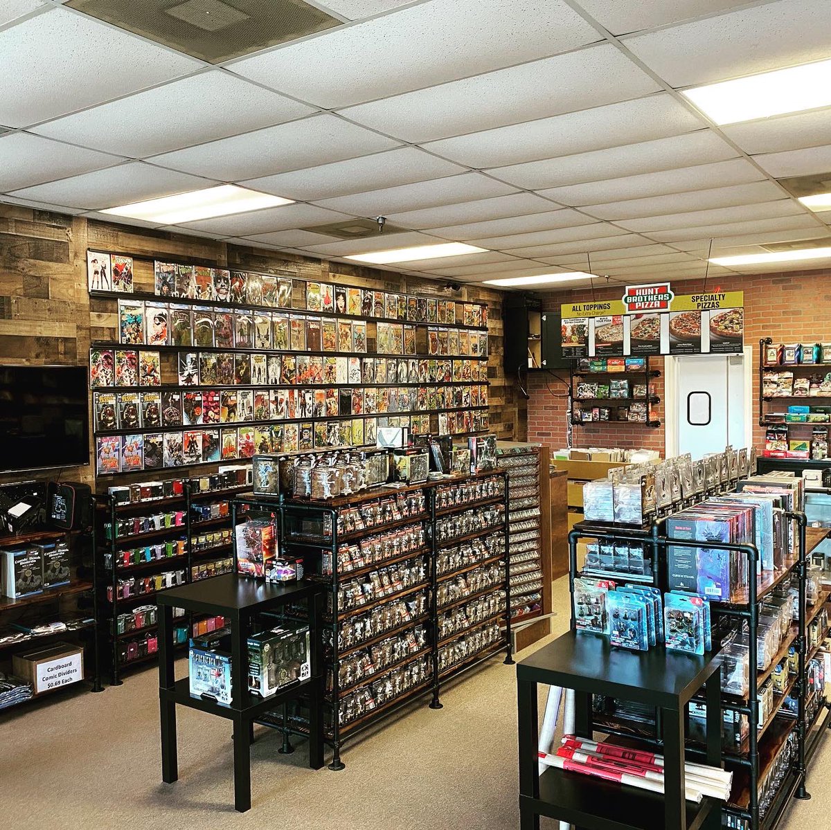 BigEasyComics's tweet photo. Have you visited us since we remodeled? https://t.co/bo79QfgpH3