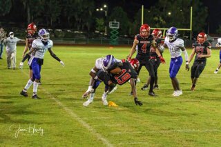TW2MR352's tweet photo. Get caught lacking on #1900Block this what happens #Thumper #TW2 #MyTime #GottaLoveIt @Canesville1900 @larryblustein @RAWE_RECRUITS @SunPreps @352Pigskin https://t.co/PC6QDucWzM
