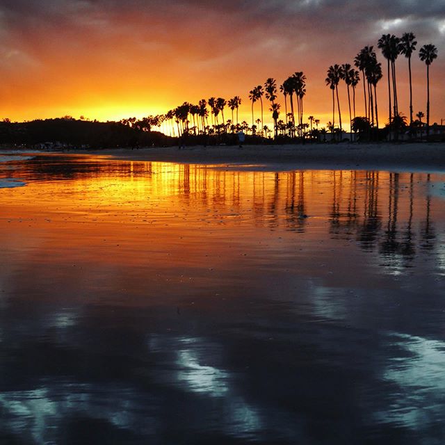 InnatEastBeach's tweet photo. Santa Barbara sunset dreamin' 😌🌅

📷  @eyeseesb

#omagbreathingspace #thisiswhatisee #eyeseeSB #eyeseesantabarbara #loveSB #visitsantabarbara https://t.co/vLMRHRbk1c