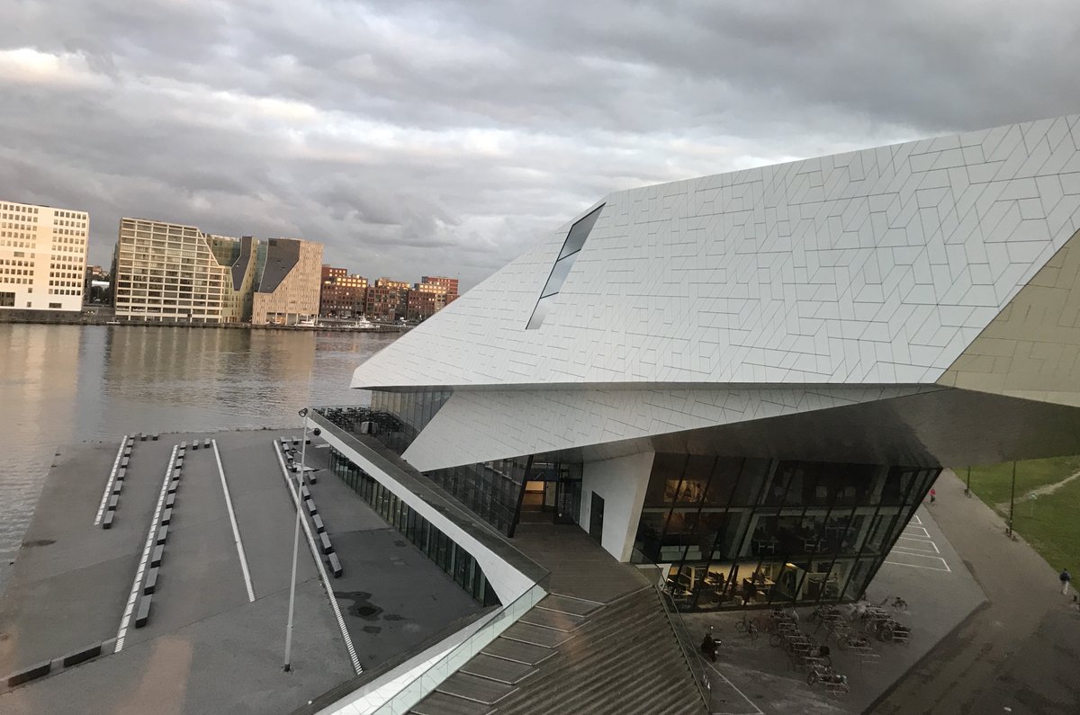 jayechats's tweet photo. @matthewpburgess #iPRES2019 flashbacks...ah, good times, much learning #AusPreserves https://t.co/x3VgzQ9fGw