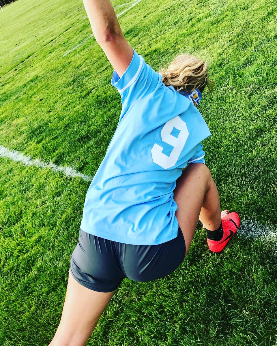 LIUWRugby's tweet photo. Finally back in action and ready to get to work! First day of conditioning in the books and your sharks are feeling good grateful! Shout out to S&C Coach Rob for a solid session and ready for more. #backatitagain #sharknation #LIURugby https://t.co/DV95YOqd8G