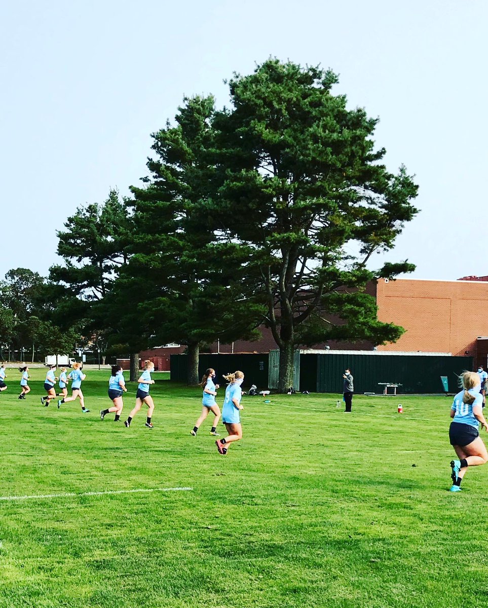 LIUWRugby's tweet photo. Finally back in action and ready to get to work! First day of conditioning in the books and your sharks are feeling good grateful! Shout out to S&C Coach Rob for a solid session and ready for more. #backatitagain #sharknation #LIURugby https://t.co/DV95YOqd8G