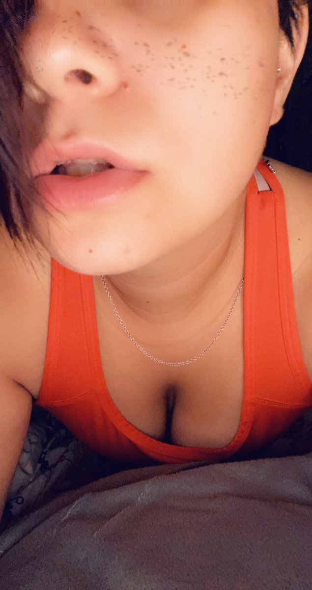 alexbaby202's tweet photo. Been gone for a good minute but hoped on in time for titty Tuesday!!! 😝
Only fans $3 first month then $5/ monthly!! First 100 fans!!!
Link below! https://t.co/7xiNKWJpXE
