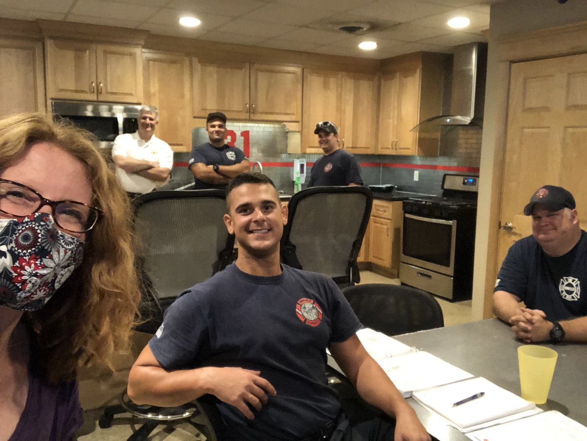 emtibble's tweet photo. Good info at the meeting tonight. Next one 10/15! Mark your calendar to learn about the Winfield School District 34 and Winfield Fire district referenda on the November ballot. In the meantime, be jealous of my photo! 
#winfield34  #SaveWinfieldFire #InvestInEducation #voteyesd34 https://t.co/gGauEreZC5