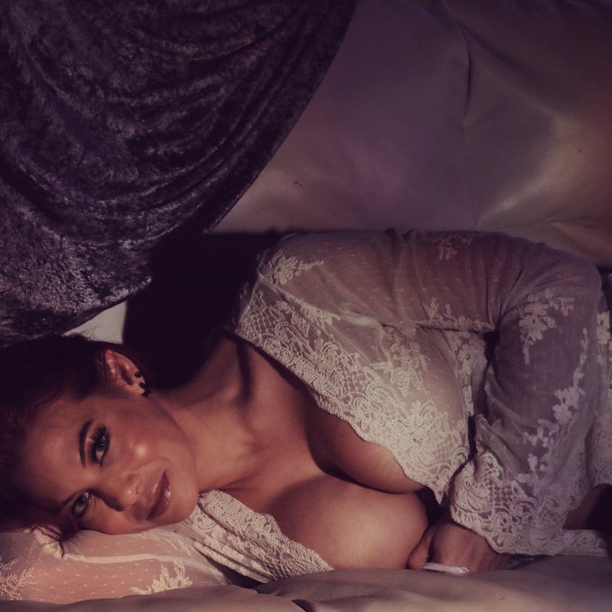 Pretend I said something deep and meaningful 🤓🤷&zwj;♀️ https://t.co/D2HOlzj8jK