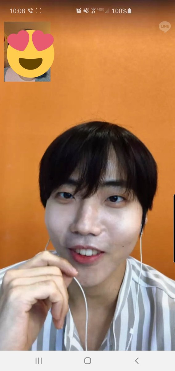 kpopmultitrash's tweet photo. So happy I got to be a part of @dcoy_official 's first ever video call. We were all nervous haha...but thank you again DCoy for putting out quality music! DYou will always support you!!! #DCoy #DYou #DCoyVideoCall https://t.co/QB0QfTCl97