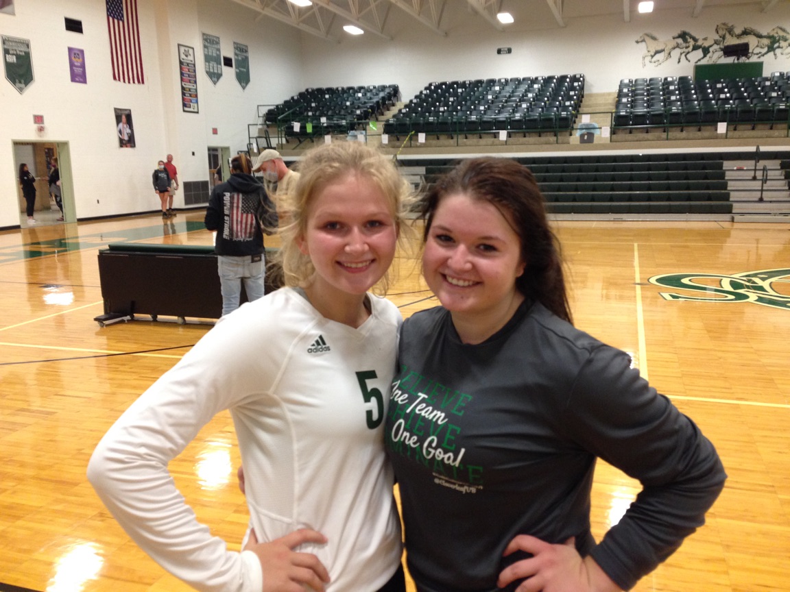 VB: <a href="/Woodridge_HSVB/">Woodridge Volleyball Program</a> 25-25-25, @CloverleafVB 17-19-18 ... <a href="/CloverleafLocal/">Cloverleaf Schools</a> sophomore OH <a href="/Kendra_courtock/">kendra</a> (team-high 7 kills and 14 digs) and sophomore L <a href="/kspinder_23/">Karley</a> (team season-high 17 digs)