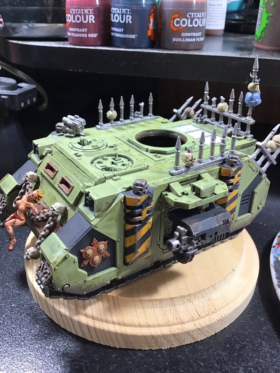 KnightLightMini's tweet photo. WIP. #warhammer #warhammer40k #WarhammerCommunity #chaos #nurgle #deathguard #predatortank #chaospredator #WIP https://t.co/bPTqA7RBHq