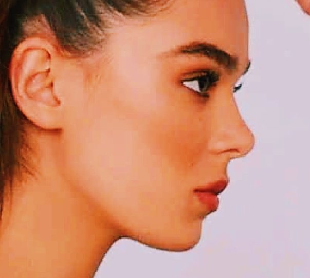 Hailee Steinfeld parts, a thread: