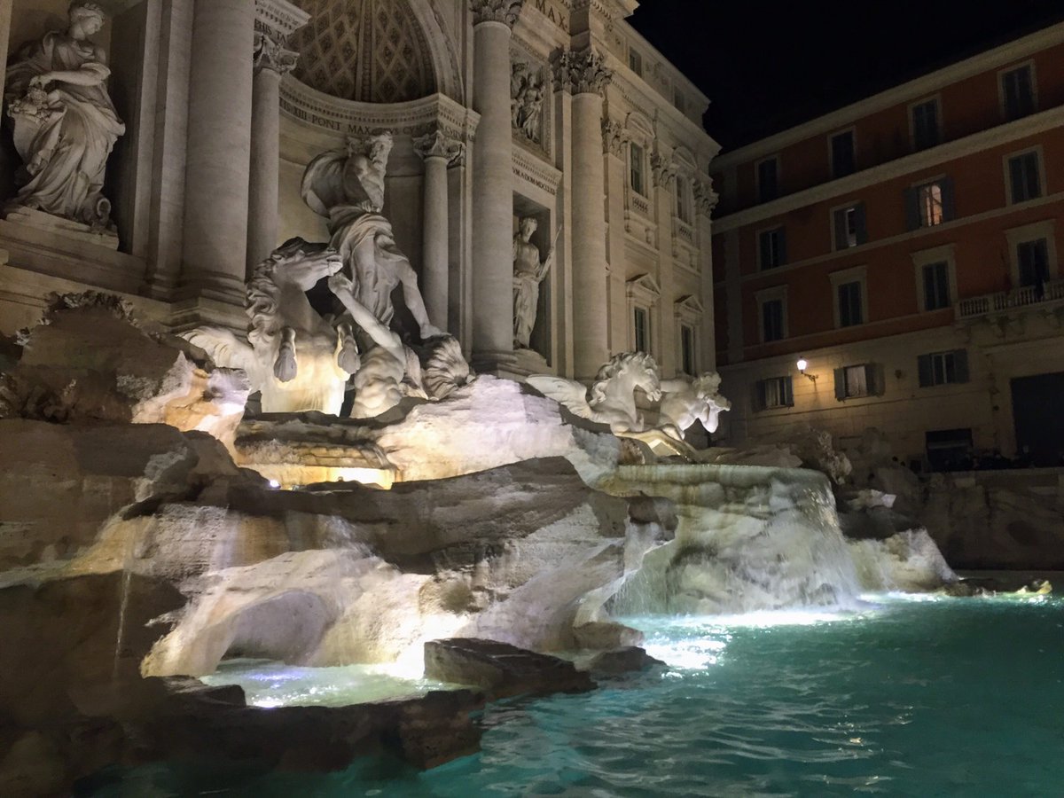 旅行会社 旅工房 公式 スリル満点だったオランダ イタリア旅 ローマで見た夜のトレヴィの泉が一番の感動体験 あなたの感動体験を教えてください 旅好き集まれ