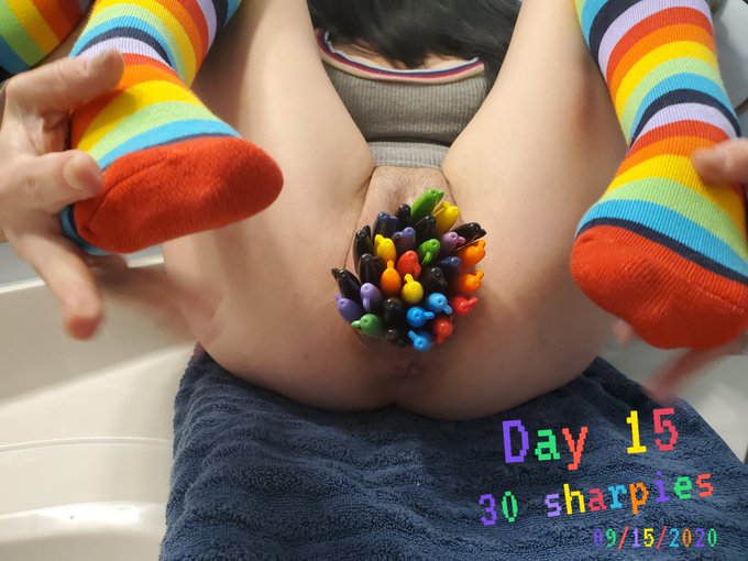 Day 15 = 30 sharpies!
@PunkdPrincess #punkdprincess #sharpiechallange #septemberchallange #sockfetish