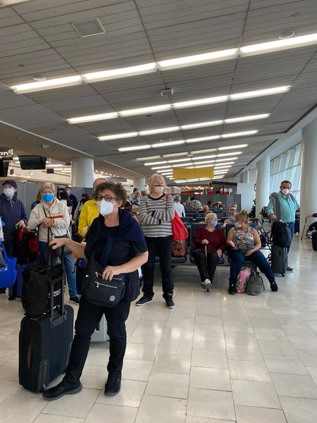 RusConsulateDC's tweet image. #Антонов: Мы проводили уже 24 вывозной рейс для наших граждан. Самолет вылетел в Москву из международного аэропорта г.Нью-Йорка им.Дж.Кеннеди. На Родину возвращаются 360 человек. Среди них - 8 младенцев. Желаем всем счастливого полета и мягкой посадки.
➡️facebook.com/RusEmbUSA/post…