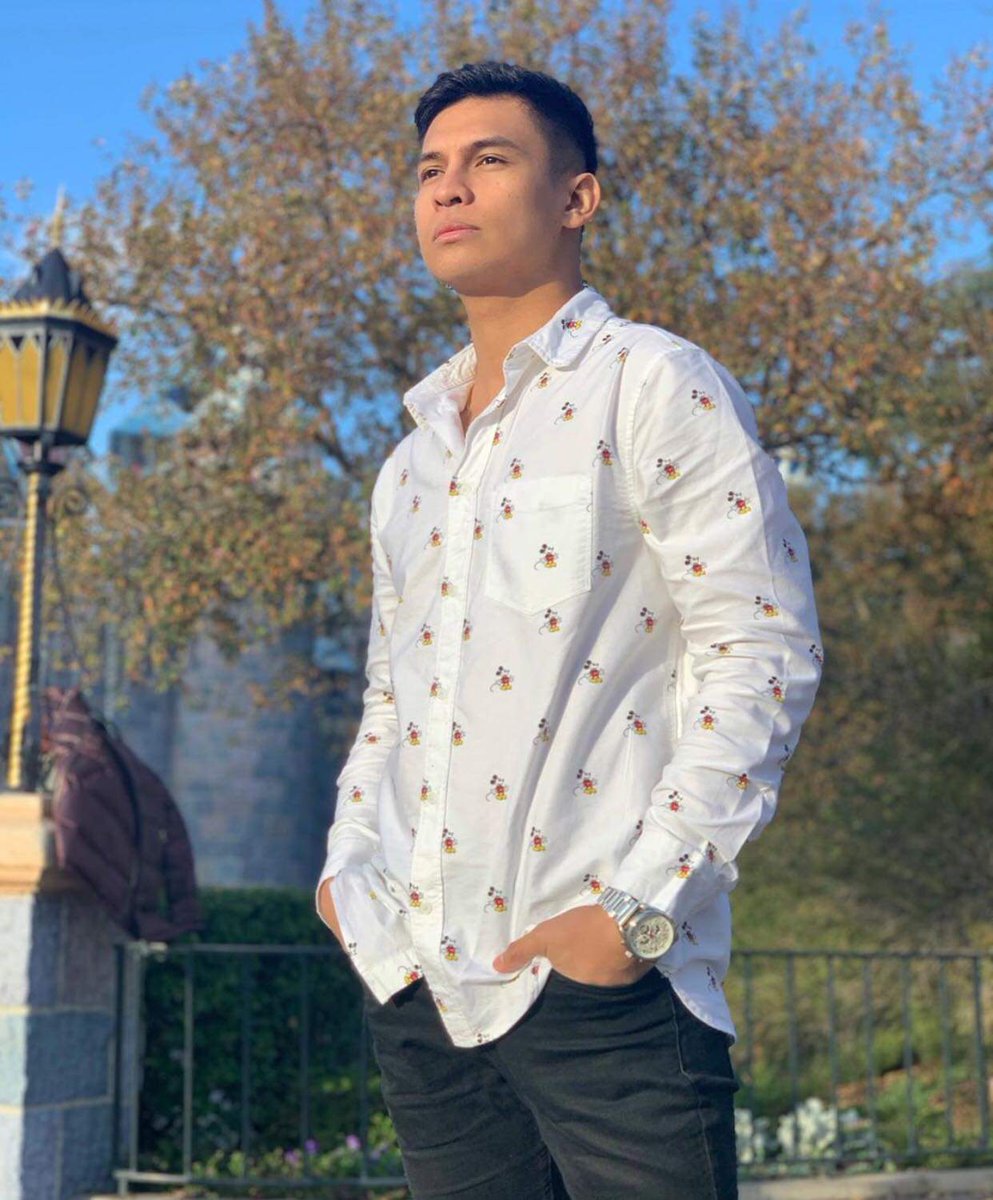SheenaGatchali2's tweet photo. “Keep your face to the sunshine and you cannot see a shadow.”
— Helen Keller

BidamanWIZE
#ShowtimeCoverYourLaugh https://t.co/0CeMfiNBv0