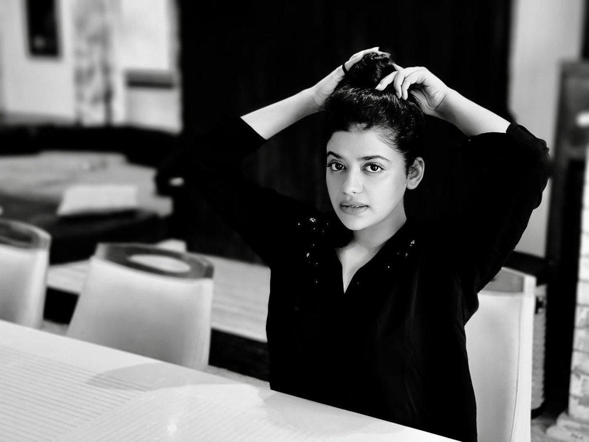 RivvaKishan's tweet photo. ALL READY- ALREADY.

#ifyouknowyouknow #mood https://t.co/RRrGvCSTh4