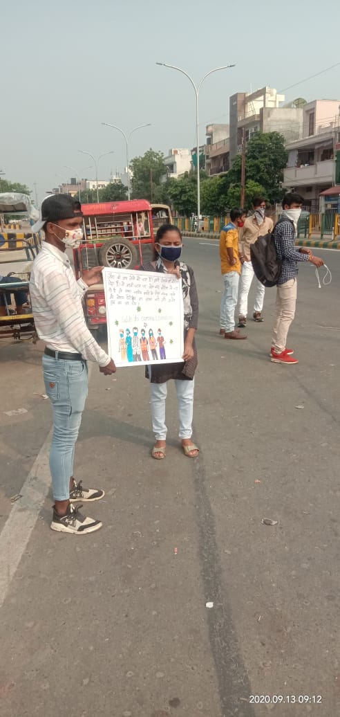 deo_ngo's tweet photo. हमारे संस्था के सभी न���जवानों ने मिलकर मास्क लगाओ  जागरूकता अभियान चलाया। जिसमें कि हम सब ने पोस्टर बनाकर लोगों को संदेश दिया, कि मास्क लगाना कितना  जरूरी है,  #मास्क @UPGovt @deo_ngo @DrRPNishank @narendramodi @PMOIndia @dmgbnagar https://t.co/K7RYz7sQOv