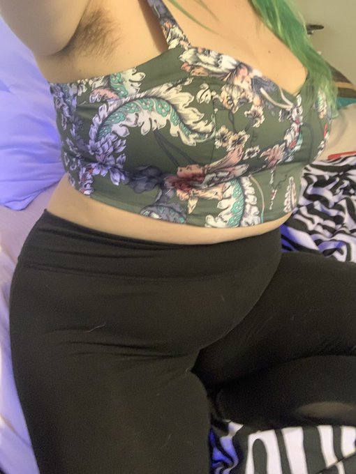 I like my curves   https://t.co/mlXkaeqFnT https://t.co/d9KbZaRvgW<a href="/tag/newprofilepic"class="tags"><span>#newprofilepic</span></a>