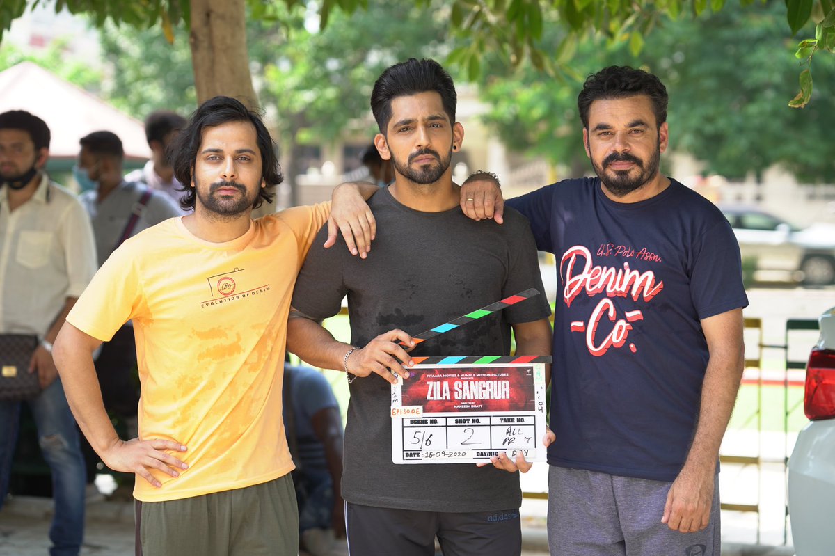 humblemotionpic's tweet image. @ZilaSangrur Shoot Starts 🎬
@GippyGrewal @BABBALRAI9 #princekanwaljitsingh @raghveerboli #SandeepBansal @humblemotionpic @PitaaraTv @iaarushisharma  #ManeeshBhatt @bhana_la @vinodaswal1313 #zilasangrur