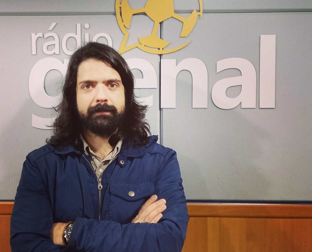 espinosapedro_'s tweet photo. Bom dia!
Hoje a manhã na @rdgrenal é comigo!!! Só hoje!
Venham! 
Troquei com o amigo nariga @luizcarlosreche !

Ele fará o jogo do colorado logo mais às 18h.

#cafecomfutebol
#futebolalegriadopovo https://t.co/tB6jtiTeyN