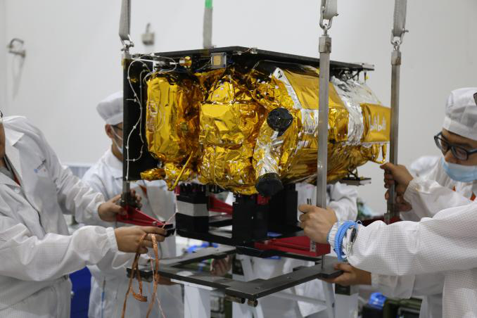ChinaScience's tweet photo. China's popular video sharing platform Bilibili said its 1st made-to-order satellite, which blasted off on Tues via a Long March-11 carrier rocket, would be used to offer views of space and the Earth to the public. The satellite was successfully sent into a sun-synchronous orbit. https://t.co/mVLdGnxAbG