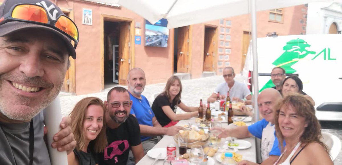 Hoy día especial en Sa caleta Tenerife, nos hemos ido a visitar la zona norte de la isla y hemos podido disfrutar del #buceo en la rapadura y la catedral!!  Por supuesto no ha faltado una parada de seguridad cómo mandan los cánones!! #Tenerife