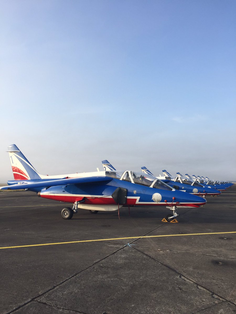 En direct de la BA709 de Cognac pour la première remise de brevet de la promotion chasse formée sur PC21. <a href="/Armee_de_lair/">Armée de l'Air et de l'Espace</a> modernise sans cesse son cursus de formation.