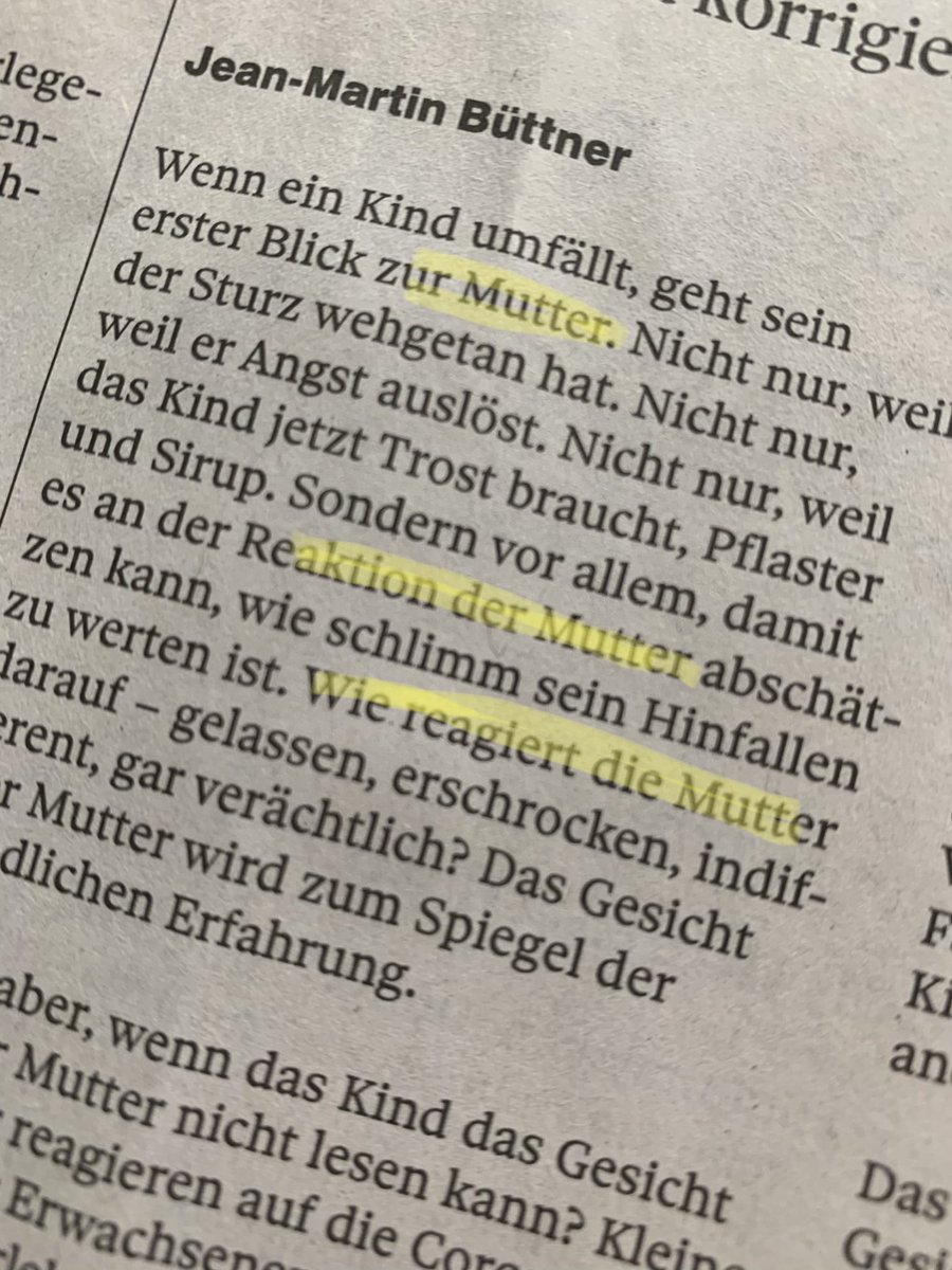 Lieber Jean-Martin Büttner
Lass es mich dir als Erziehungswissenschaftlerin sagen: Der Blick des Kindes geht zur Bezugsperson. Das kann auch der Vater sein. 
1950 hat angerufen und gefragt, ob wir den Vaterschaftsurlaub schon hätten. 
#2020 #Gerngeschehen