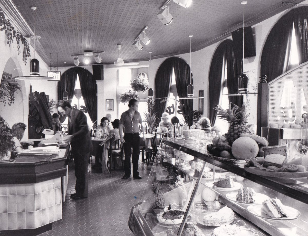 24 Leeds restaurants you may remember from the 1980s 
tinyurl.com/y6szhjsk #Leeds #restaurant #dining