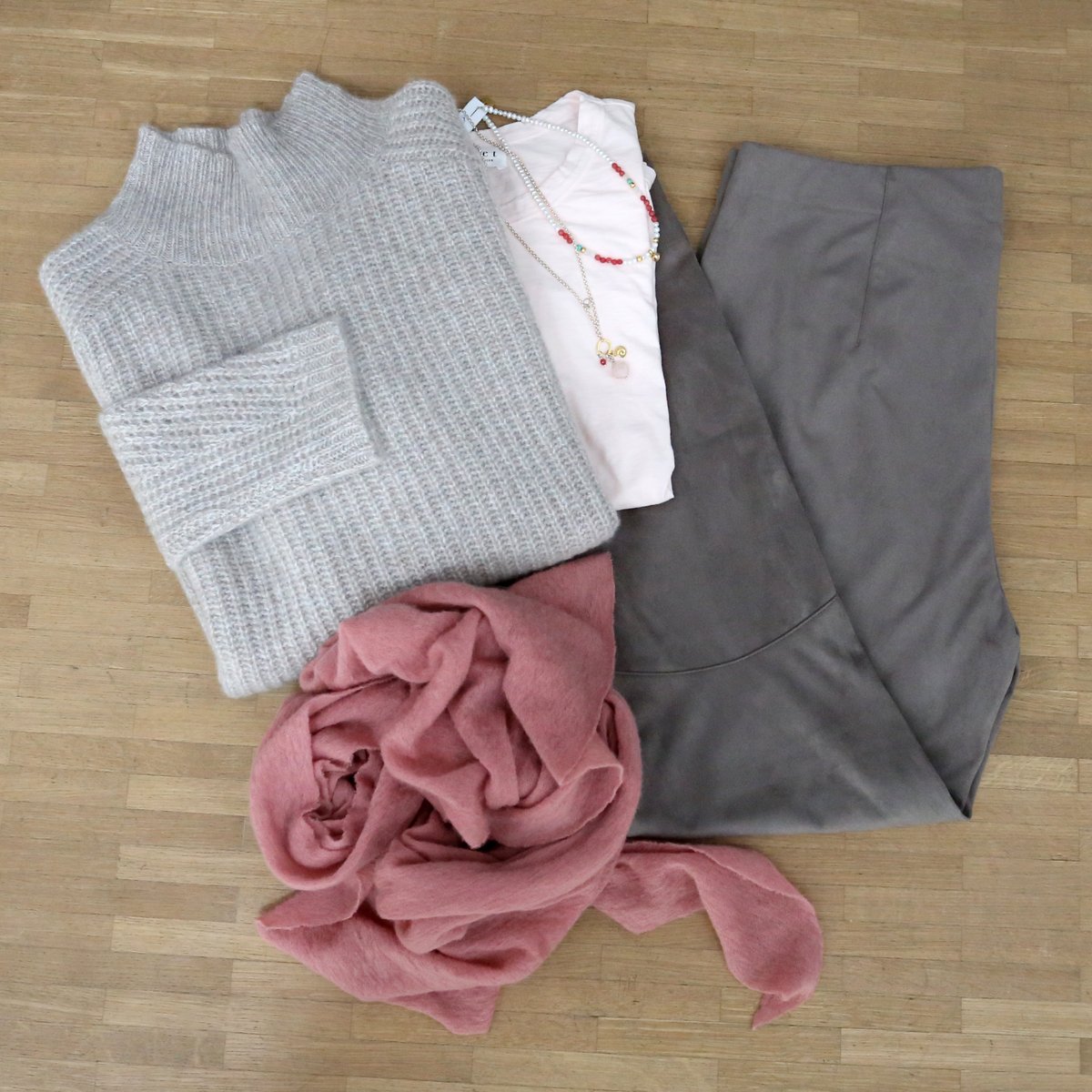 Soft autumn colors 🤎💗