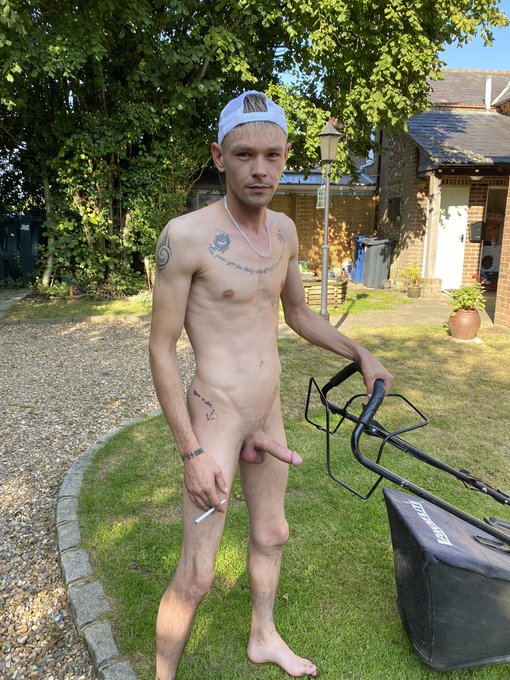 1 pic. RT if your grass needs cutting? ? https://t.co/COQcrWyeMc