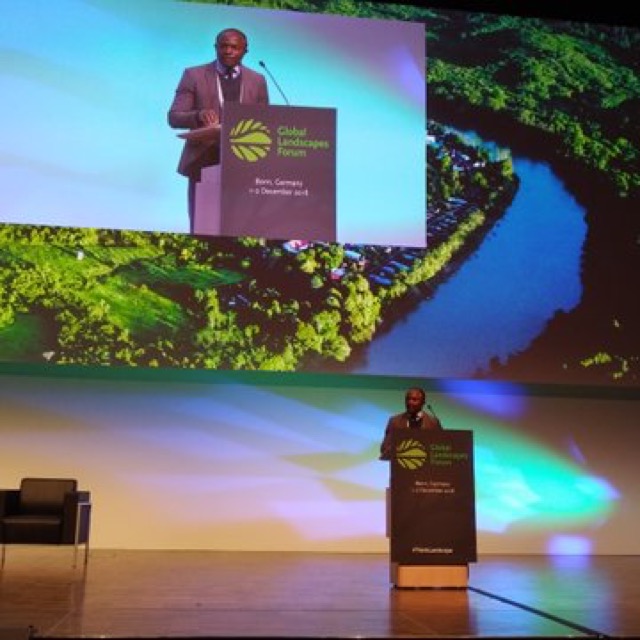 TabiJoda1's tweet photo. 10 years ago my 2 childhood friends died in #MediterraneanSea after trekking in #Sahara to migrate to #Europe😭

In my recent keynote address at #Afr100 @GlobalLF I said and I remind leaders now "If #LandRestoration can't create opportunities to stop youth migration, it's no use" https://t.co/H4UCEGlWoM