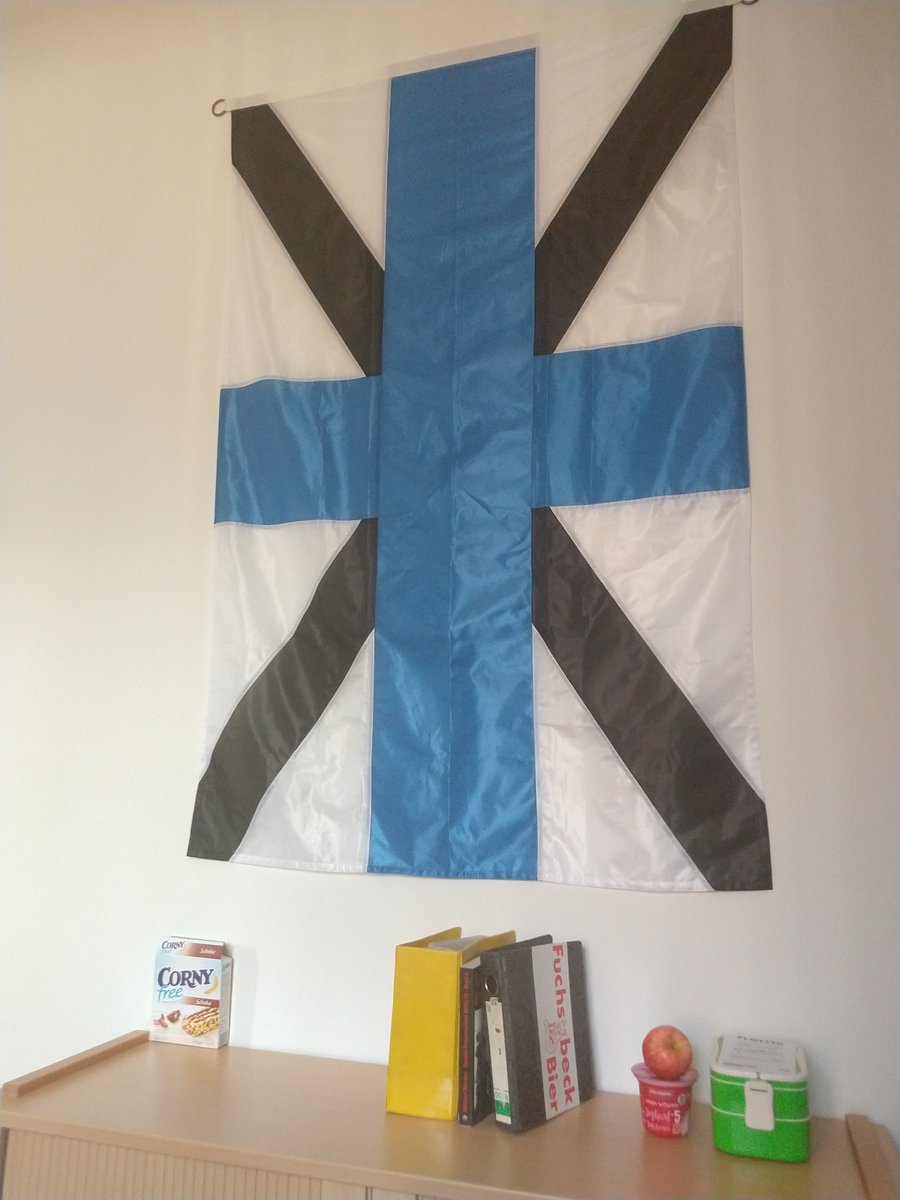 aroflexer's tweet image. Tagwerk fast geschafft.
#SpaßmitFlaggen