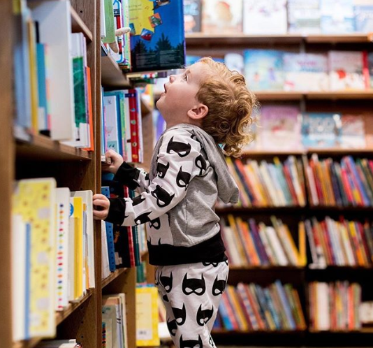 bookpeopleau's tweet photo. 'So many wonderful things await
For you beyond your garden gate
Pages of wonder that can’t be topped
And other delights too, at your favourite bookshop!'
What have you got planned for #LYBD2020? Share your plans with us - so we can celebrate your #localbookshop on #LYBD! https://t.co/1KU9OkFAnb