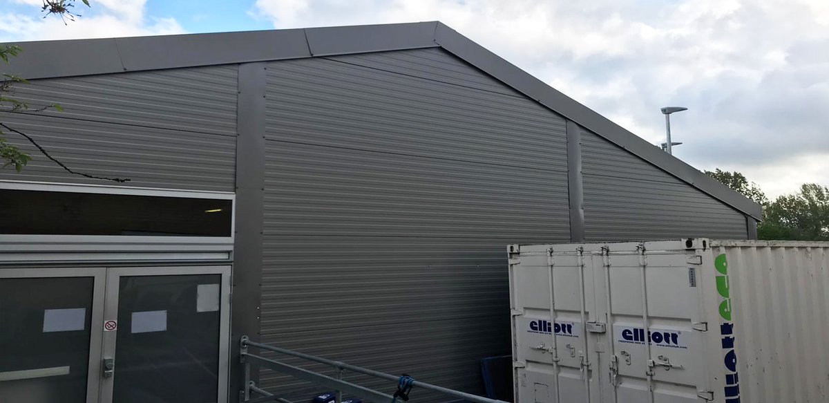 Did you know there are just 15 weeks till Christmas? If you are getting your stock ready and need a bit more space, our temporary warehouses are the perfect solution for expanding on-site. Find out more here ow.ly/rA2450BqD6J #christmasiscoming #temporarywarehouse