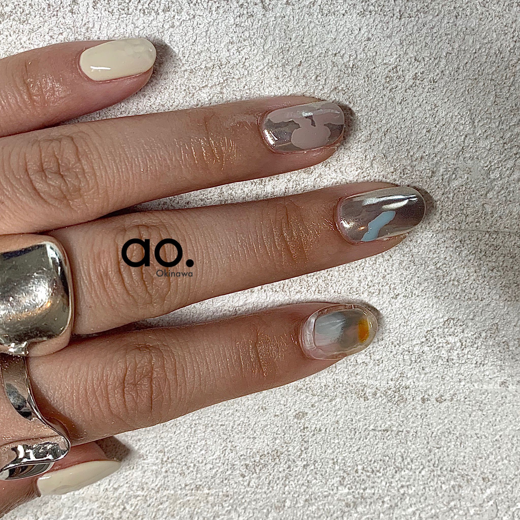 تويتر Nail Ao Okinawa على تويتر Mirror Base Art Nail Aonail Ao Naildesign Nailart Gel Gelnail Instanails ジェルネイル 沖縄ネイル 沖縄 ネイルサロン 那覇ネイルサロン 個性派ネイル ちぐはぐネイル ニュアンスネイル ミラーネイル ヴィンテージネイル