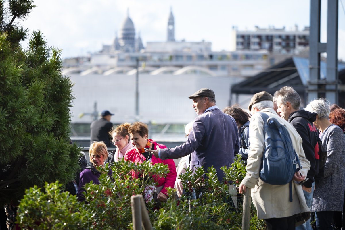 FDVMontmartre's tweet photo. 🤜 Nous sommes le 16 septembre ! Les inscriptions pour les balades et visites organisées dans le cadre de la @FDVMontmartre ouvrent à 11h : https://t.co/7tWIJv7PrN 🍇 ⚠ Attention ⚠ : le nombre de places est limité et ça part très vite ! #FDVM20  #mairie18 #paris18 https://t.co/l8AjCndxan