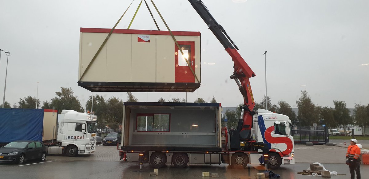 Vorige week alle units geplaatst, vandaag netjes opgeleverd en overdracht aan de klant. #JanSnel. #projectmanagement