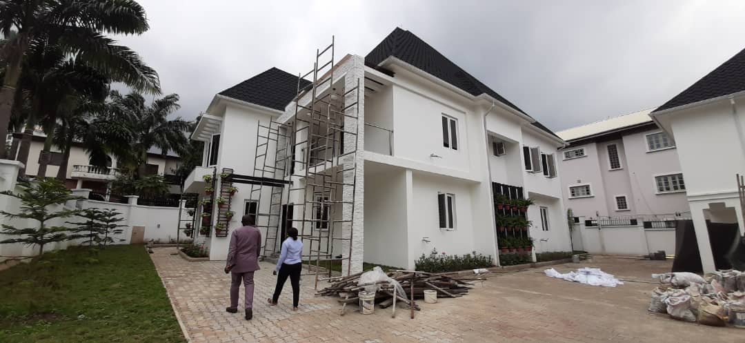 ModiaProperty's tweet image. 5bedroom duplex for rent with guest chalet. Rent / lease Maitama,Abuja
For further enquiry #maitama
#Abujaproperties
