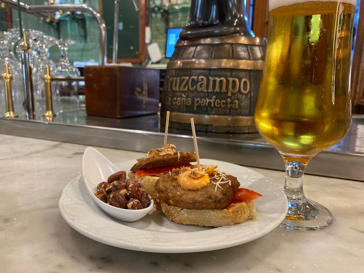 Las costumbres de Jaén están para cumplirlas, ¿no creéis?😉
Y la de la caña acompañada de su tapa es de las mejores😋

#Bevald #Cerveza #Hostelería #Jaén #FuerzaBar