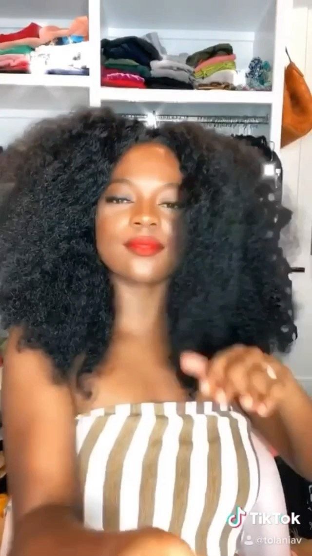 CurlyHairLounge's tweet image. 😍  #curltransformation #blackgirlmagic
buff.ly/3ms5Qtg